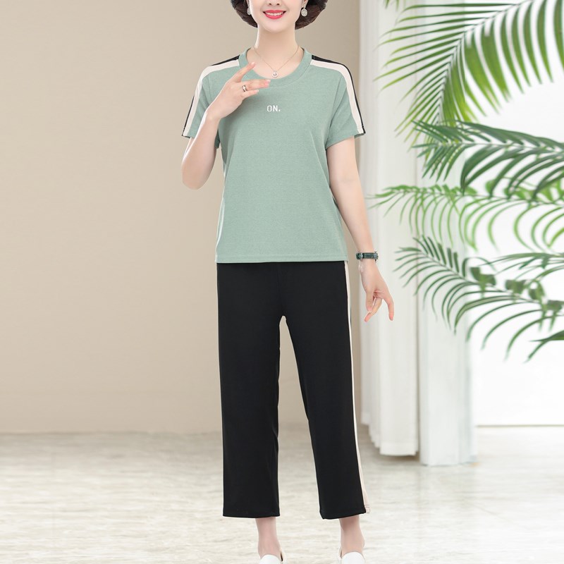 中年妈妈夏装运动服套装女洋气新款中老年夏季短袖T恤休闲两件套