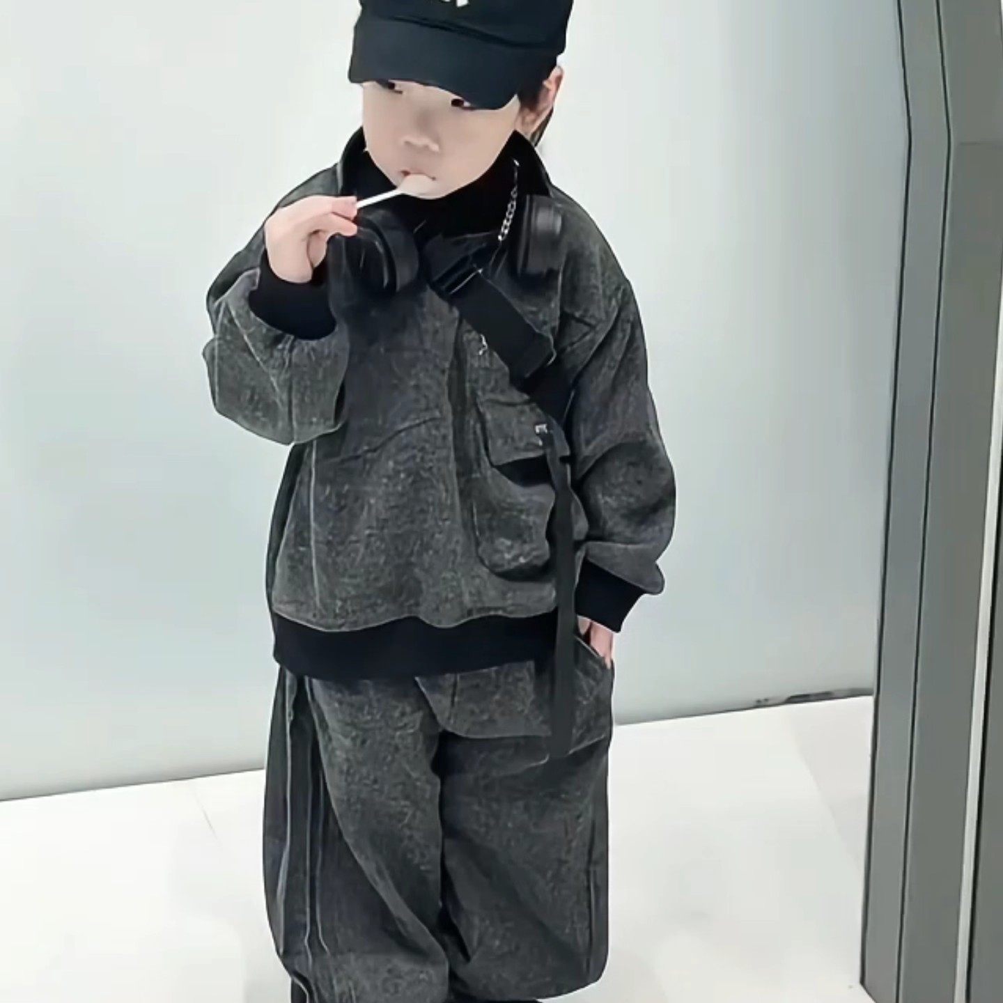 新款男女加绒同款2025洋气秋季韩版卫衣酷帅时髦束脚裤儿童两件套