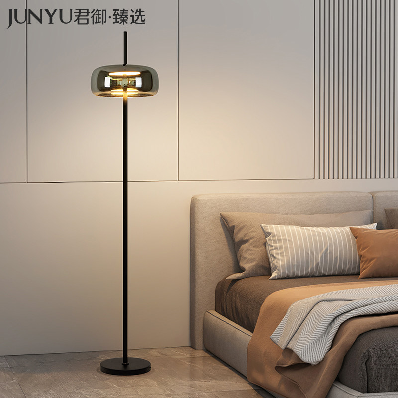 意式极简落地灯客厅高级感轻奢沙发旁立式氛围灯艺术卧室床头灯具