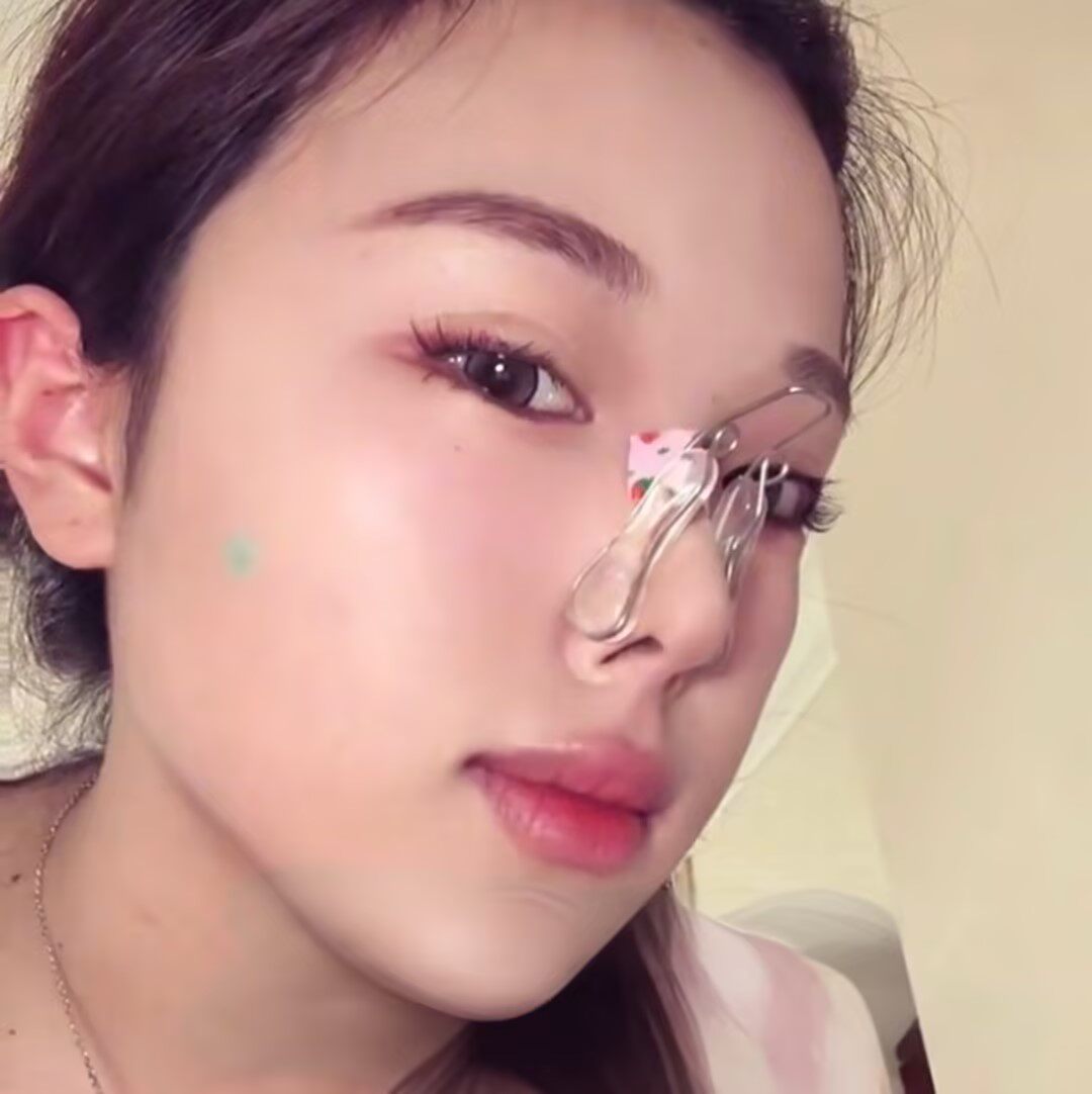 鼻子塑形器夹鼻子鼻翼矫正器高鼻梁增高器鼻夹挺鼻器鼻子变挺神器