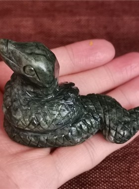 天然墨绿色南玉碧玉石12十二生肖蛇属相小动物汽车摆件全套手把件