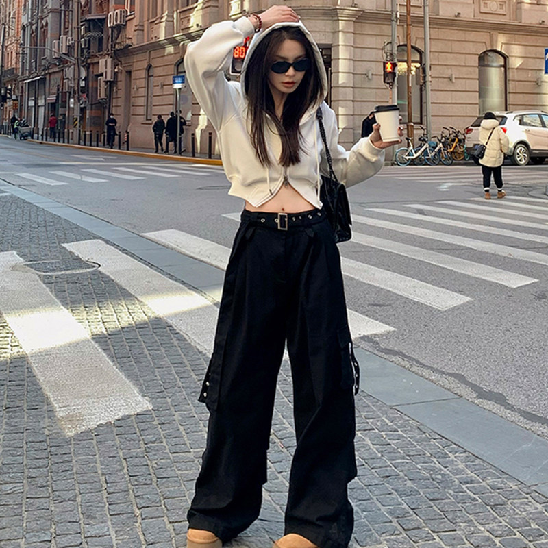 连帽白色拉炼卫衣女小个子2023新款小众修身休闲时尚秋冬短款外套