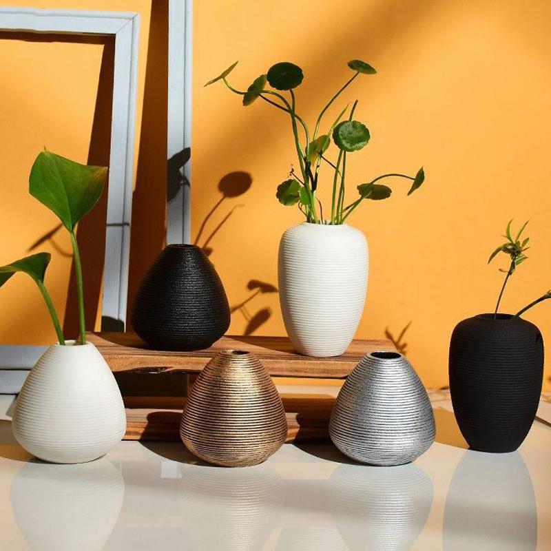 2023新款条纹创意陶瓷小花瓶复古黑白花插简约现代桌面装饰乾燥花