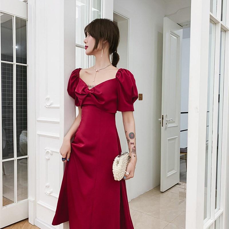 敬酒服v领酒红色性感订婚连衣裙平时可穿新娘结婚显瘦女回门便装