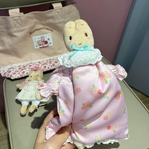 日本LORZ茉莉兔束口袋化妆包 可爱古早杂物收纳小包 少女心零钱包