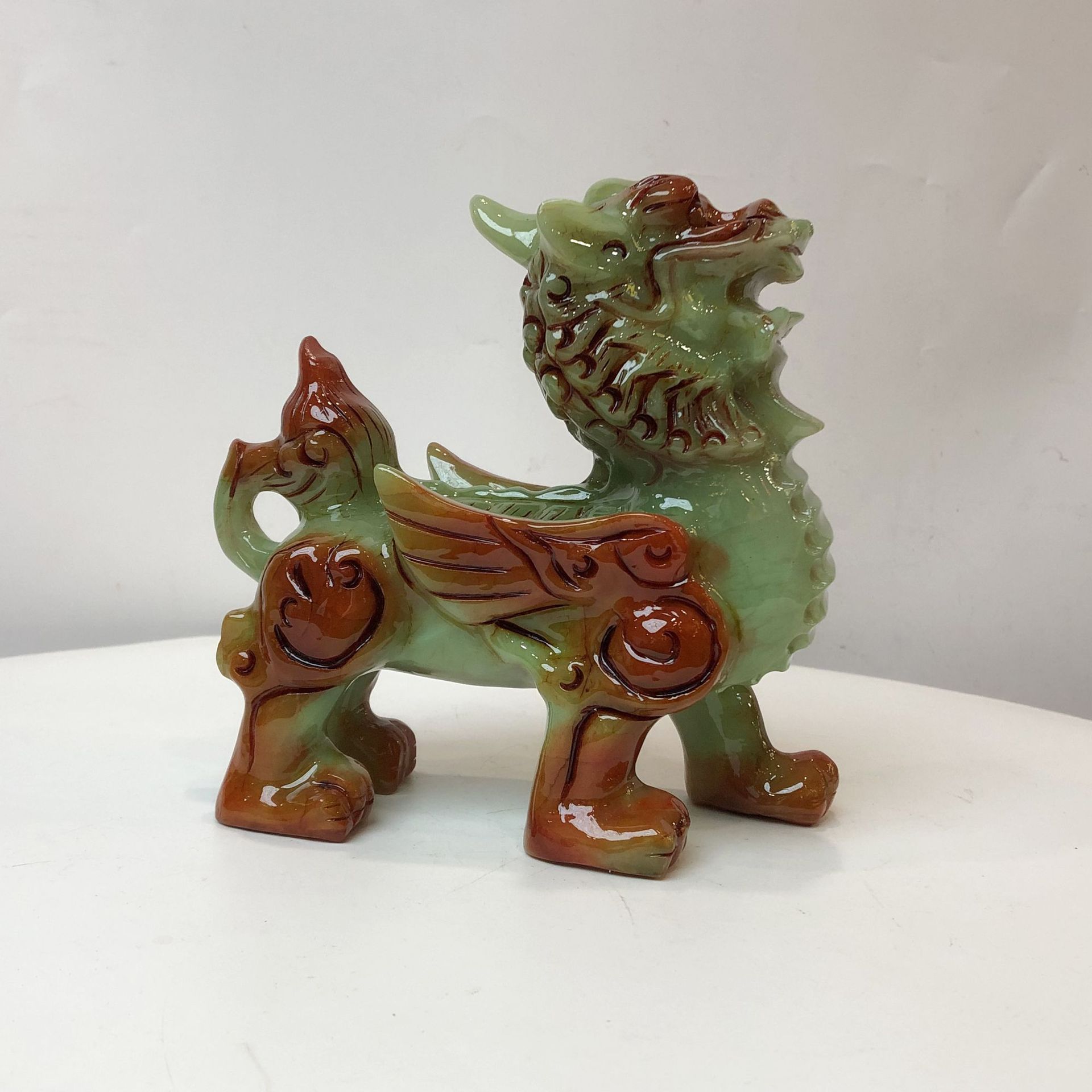 钰程本命年岫玉麒麟摆件化五黄