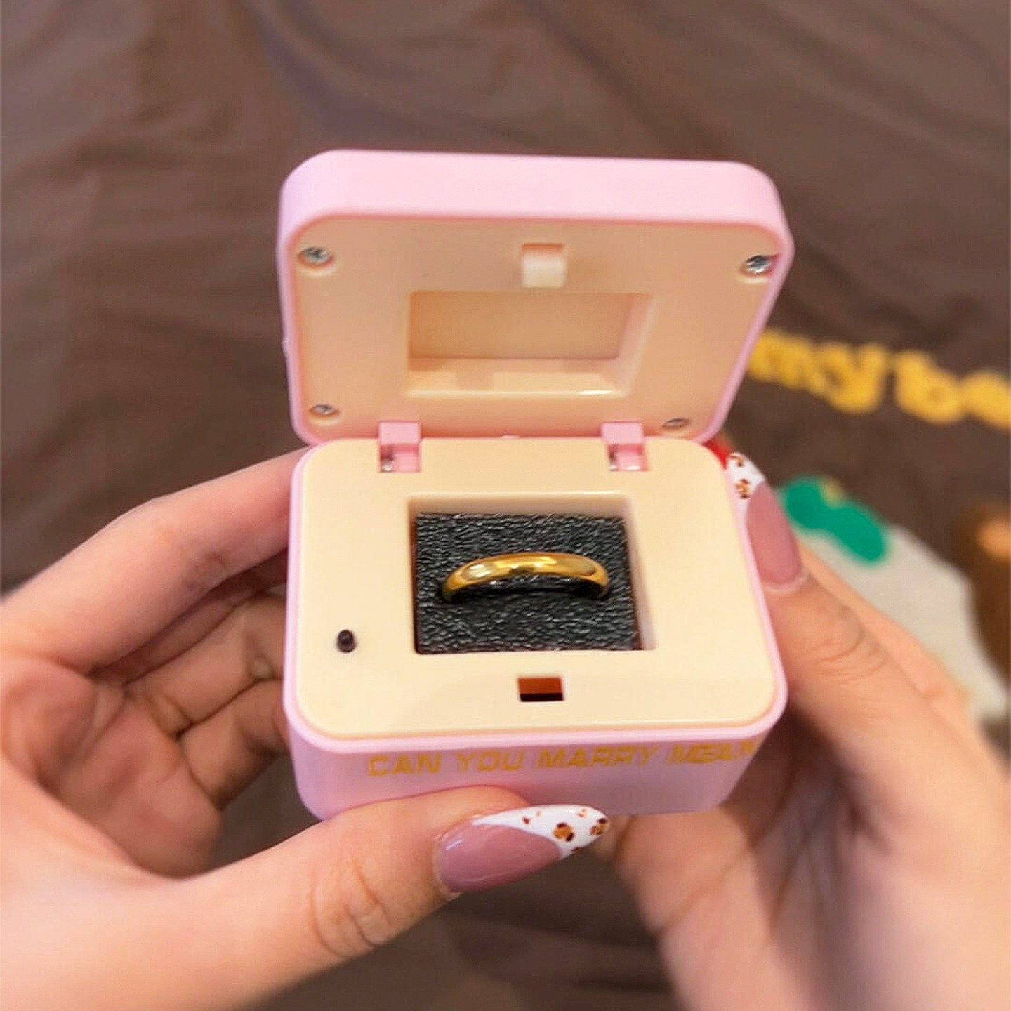 肯邮麦瑞蜜戒指盒情人节惊喜盒子表白神器创意生日礼物送给女朋友