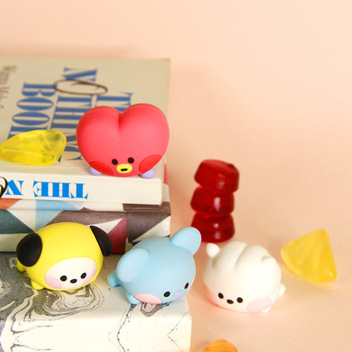 BT21汽车公仔卡通电脑显示器摆件可爱车内车载装饰桌面小摆件模型