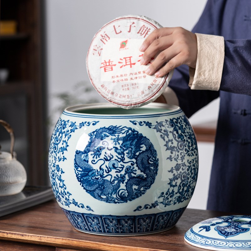 景德镇手绘青花瓷茶叶缸陶瓷器中式普洱储存罐家用密封罐特大号