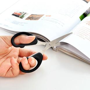剪刀学生手工剪纸刀子便捷式 直销新款 办公家用不锈钢美工大中小号