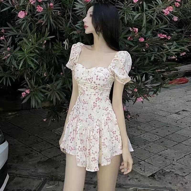 直销新款连体泳衣女款高级感女孩连衣裙式保守游泳衣女士碎花公主
