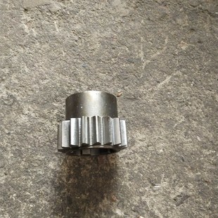 10机床 大连沈阳CW6163 CW6180车床配件齿轮Z18图号2048花键6