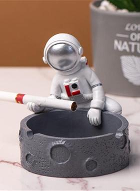 直销新款严选卡通烟灰缸创意摆件有盖宇航员桌面装饰家居树脂工艺