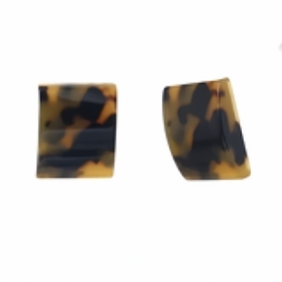 娜娜宠粉福利-专柜品质-树脂方盖玳瑁耳钉