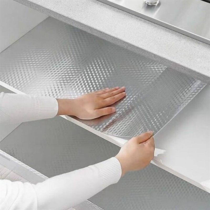 新疆包邮专区整体橱柜垫纸自粘防水贴纸防潮垫抽屉厨房防油?具车