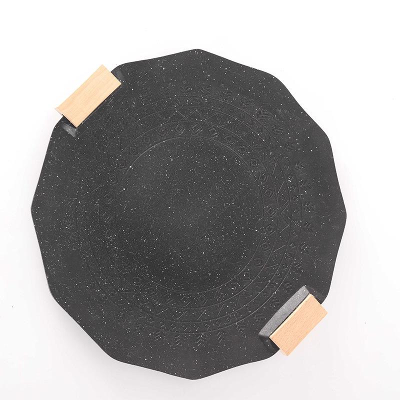 新款直销韩式麦饭石烤肉盘木柄双耳家用多炉灶适用煎烤盘少烟不粘