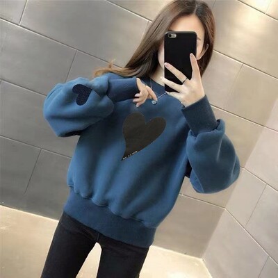 气质女加绒卫衣印花长袖