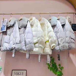 2025特价清仓断码华伦天NU羽绒服鹅绒服蓬松宽松皮毛一体高端品质