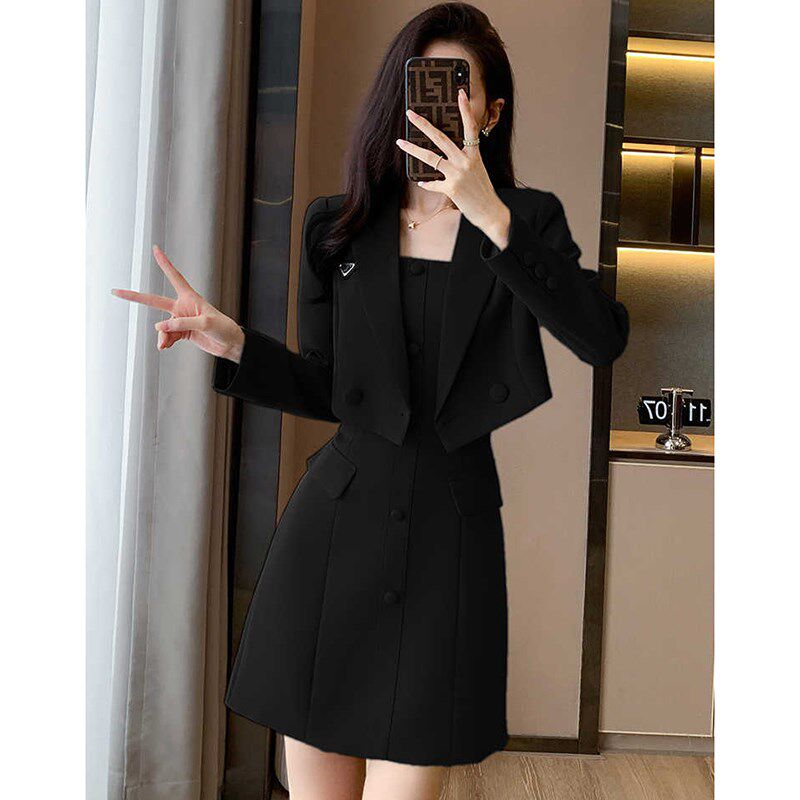 两件套高级感气质短款小西装套装2024秋女装新款两件套裙子2131