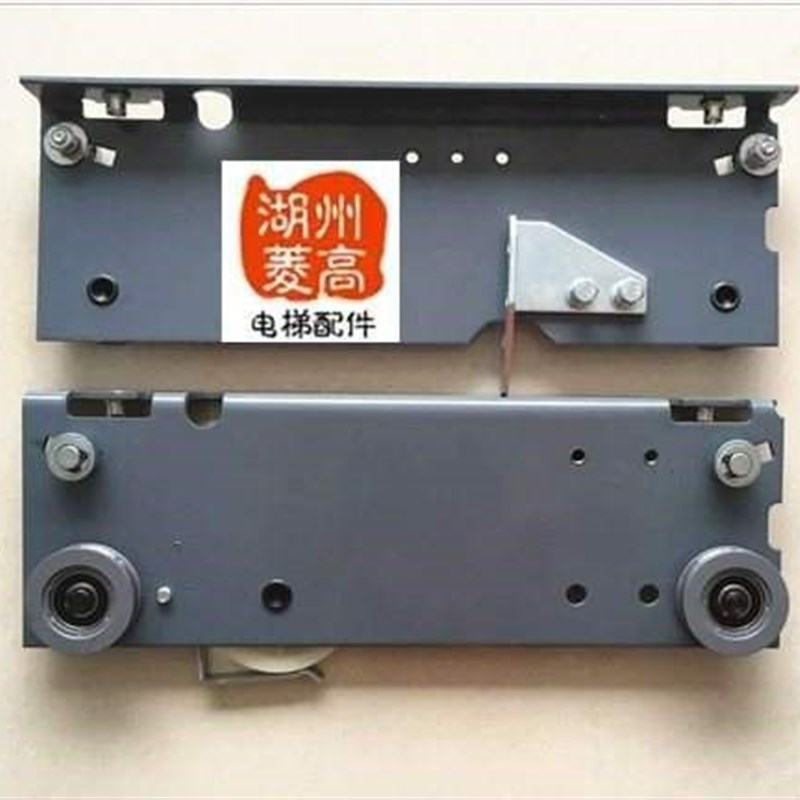 。电梯配件 通用申菱欧菱门机门挂板700 800 850 900厅门轿门门挂