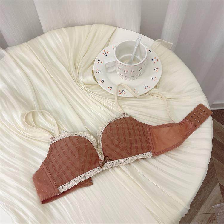 直销新款日系蕾丝平胸内衣小胸显大无钢圈聚拢撞色拼接夏季收副乳,女士内衣/男士内衣/家居服,少女文胸,淘宝优惠券,粉丝福利购,淘宝优惠卷