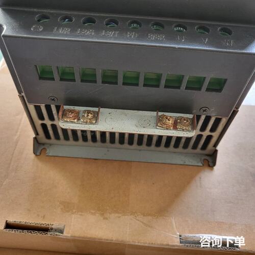 变频器E2000-0110T3