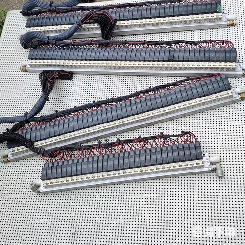 进口贴片机SMC电磁阀岛VQ110U-5MO-Z和VQ1