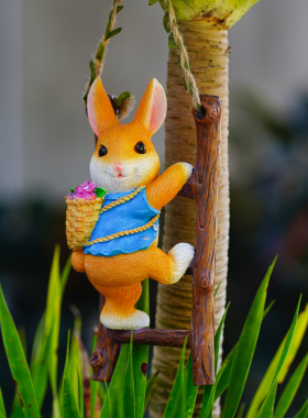 爬梯兔子花园阳台壁挂户外攀爬树上秋千挂件管道装饰幼儿园摆件