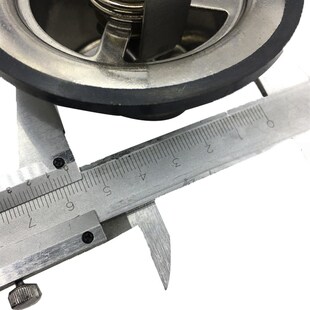 极速 金王子豪卡节温器芯调温器76度80度VG10470 适用于重汽豪沃
