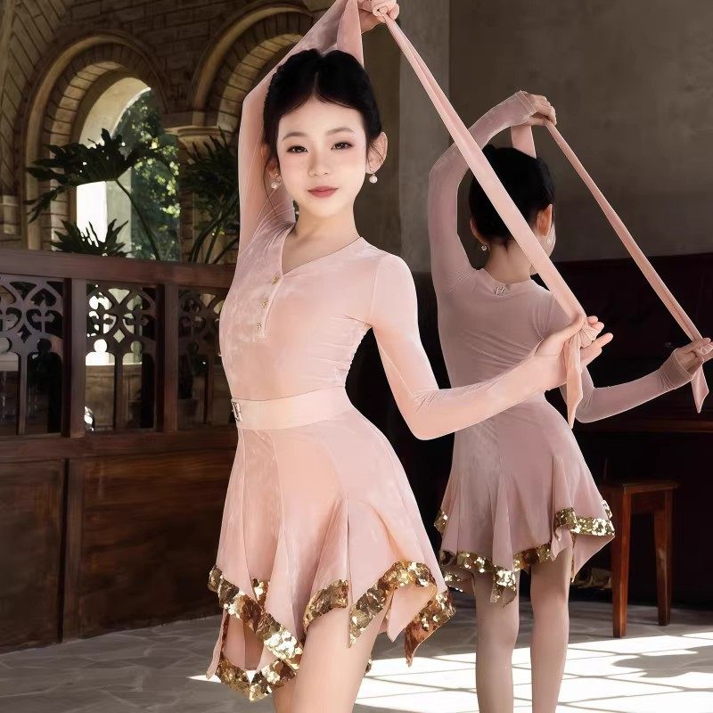 冬季新款女童拉丁舞练习服长袖连体上衣分体不规则亮片半裙表演服