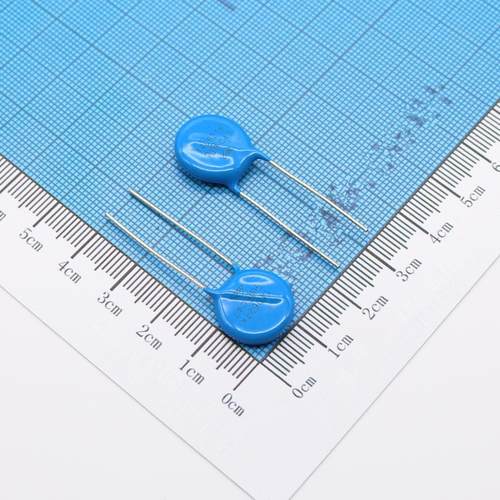 压敏电阻14D391K 391KD14 电压390V 直径14mm 脚距8mm