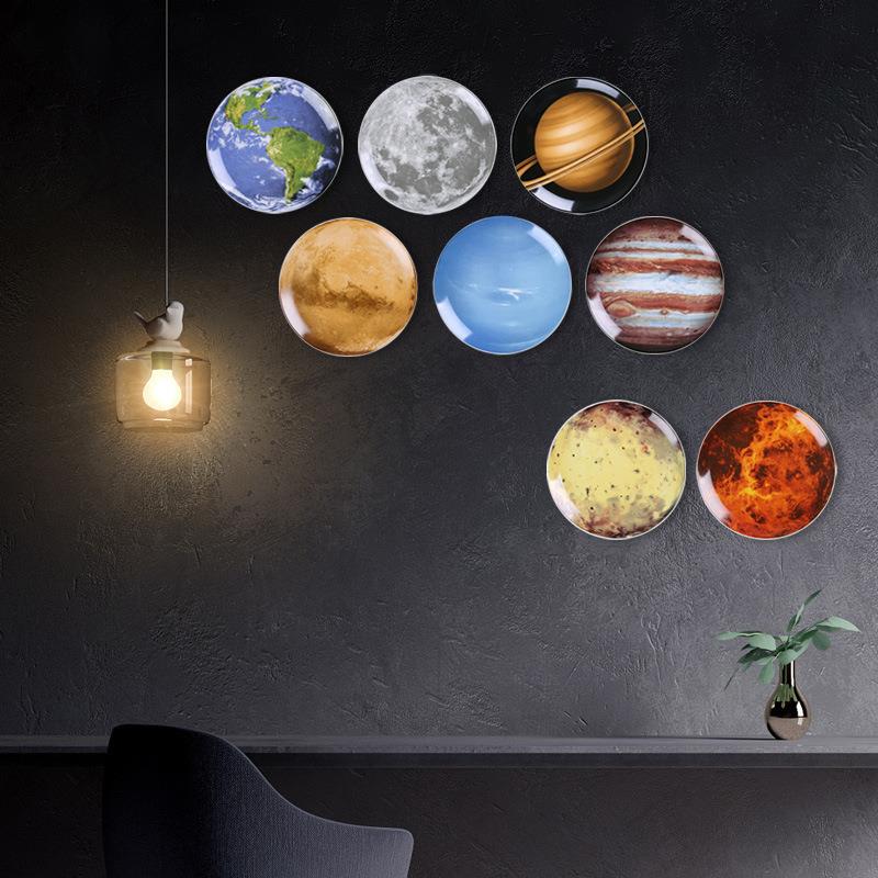 新款直销创意宇宙摆件宇航员底盘北欧现代陶瓷星球挂盘墙面墙上装