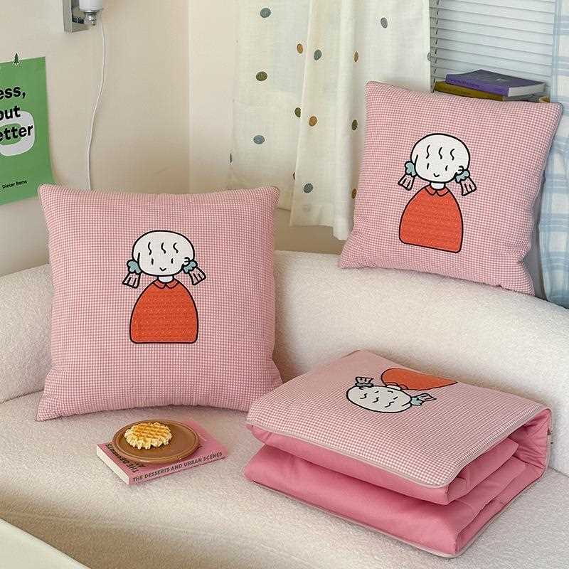 新款直销2024新款全棉卡通两用抱枕被Amy小窝抱枕被办公车载用靠