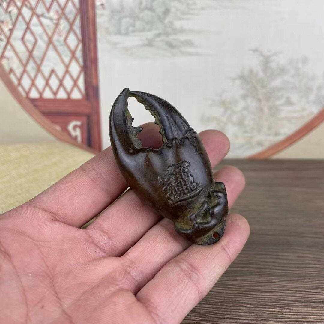 新款直销古玩收藏老铜手把件手中有钱螃蟹钳摆件铜制杂件创意把玩