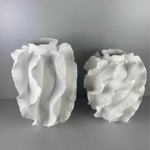 现代约轻奢边圆形陶白色花瓷瓶样板房间波浪30花插花简器博古架摆