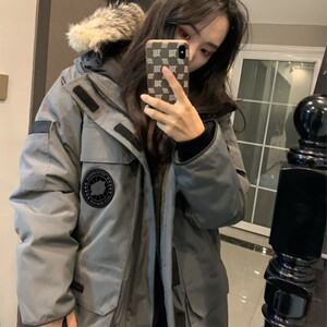 情侣羽绒服女短款加厚2022年冬季新款加拿大风工装派克潮鹅外套