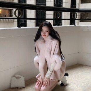 YOUENBB【温婉女友】氛围感高级昭和斗篷大衣双面呢狐狸毛短外套