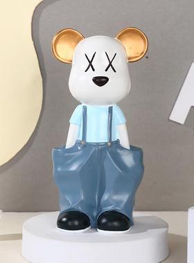 直销新款网红卡通潮玩背带熊工艺品礼物现代家居简约电视柜创意装