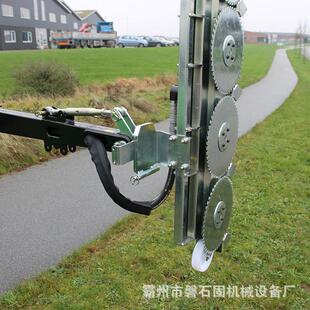 公路两旁树枝修剪车 钩机改装头锯盘式绿篱机 边坡树枝修剪割灌机