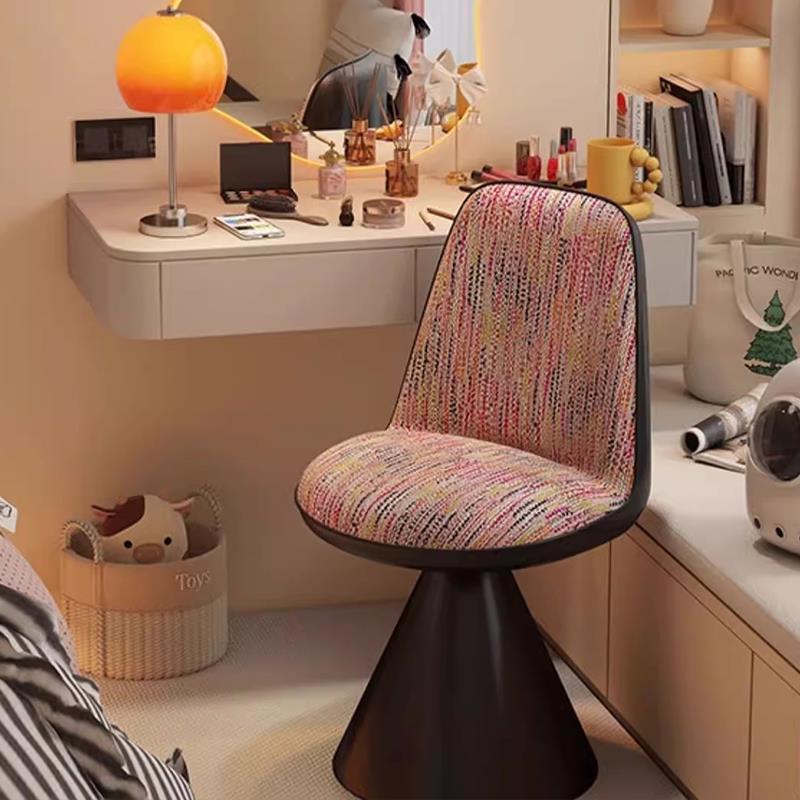 北欧罗比椅意式轻奢高级化妆凳家用女生卧室可旋转梳妆凳美甲凳子