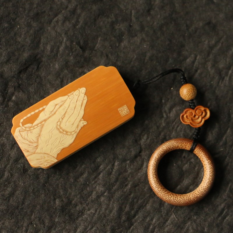 十几年玉竹老料东阳名家戚挺飞本工留青雕刻手牌把件把玩文玩竹雕