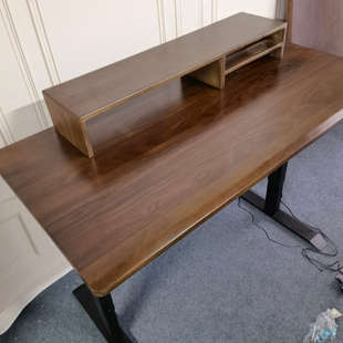 黑胡桃木电动升降台式电脑桌儿童家用学习桌站立办公电竞实木桌面