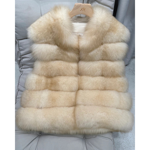 皮草马甲女款2025新款整皮狐狸毛真毛马夹小个子上衣潮女B1885