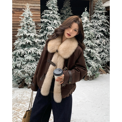 2025新款鹅绒服麂皮绒大衣霜色大狐狸毛领皮草外套女B2476