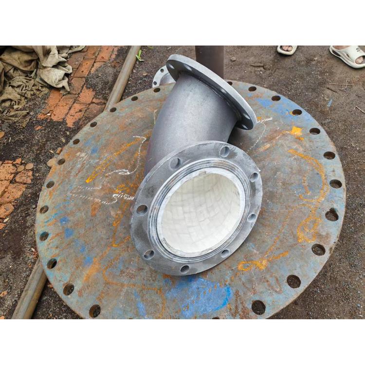 耐磨陶瓷弯头耐磨陶瓷法兰焊接弯头、双法兰焊接耐磨管件厂家直销