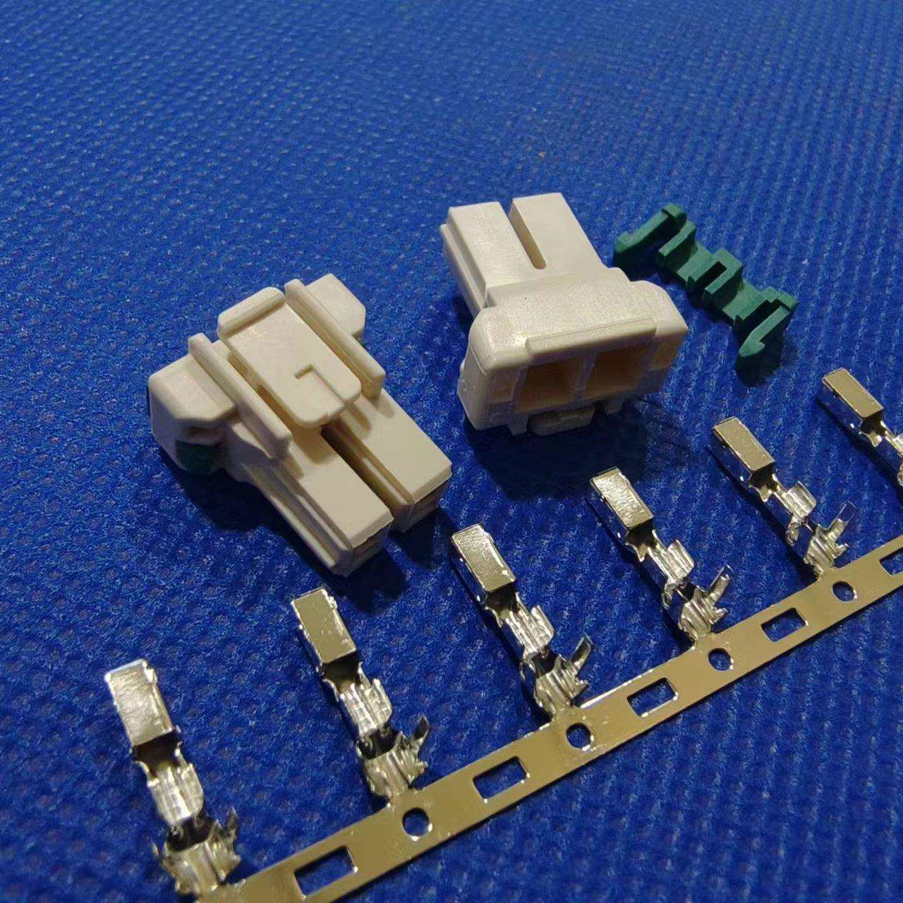 AMP1376388-11376347-11376394-12P灼热丝胶壳锁片端子连接器