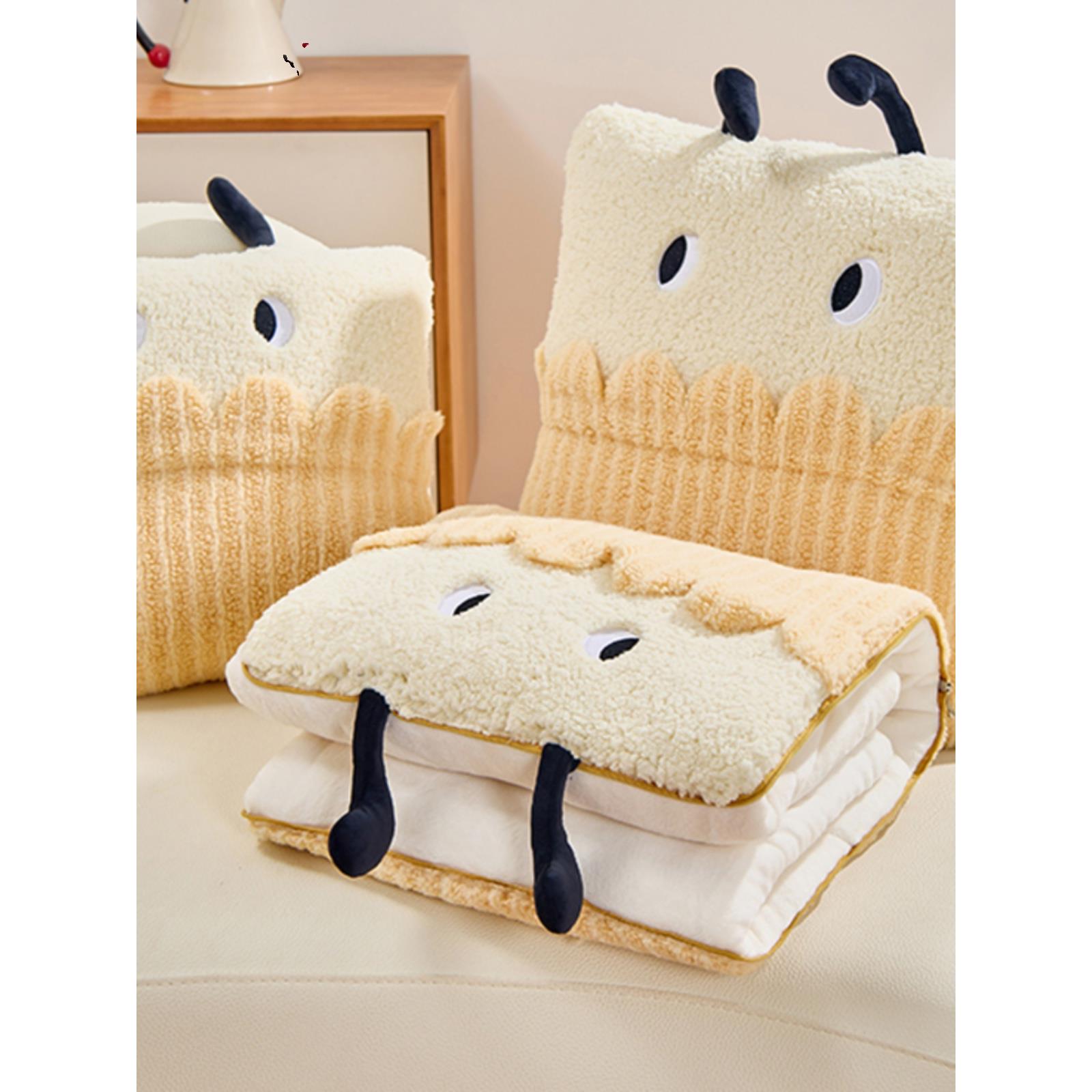 冬季加厚保暖双面绒可爱抱枕被子两用车载沙发枕头午睡二合一折叠