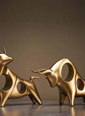 新款直销简约现代轻奢牛摆件酒柜电视柜办公桌面家居客厅牛气冲天