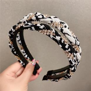 直销新款发卡水砖麻花辫子发带高颅顶发箍女网红新款褶皱珍珠压发