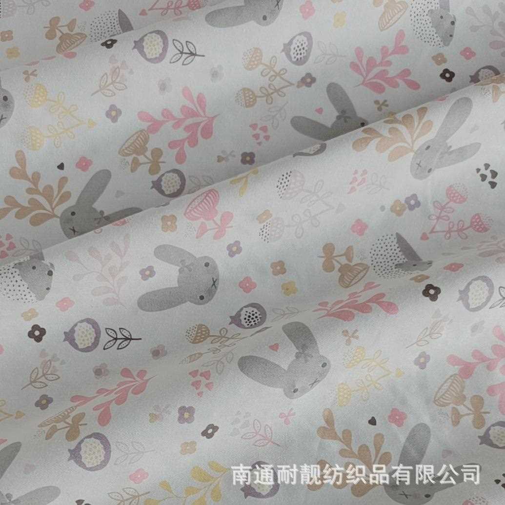直销新款1.6米供应连衣裙全棉卡通兔子小花印花布女生床品纯棉斜